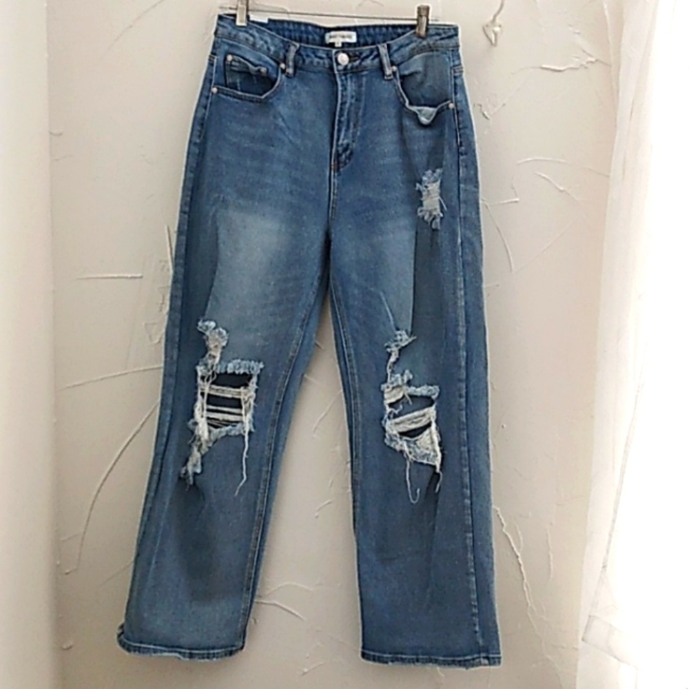 Almost Famous Jeans Size 11 90's Flare Destructed‎ Jeans Lighter wash Holes